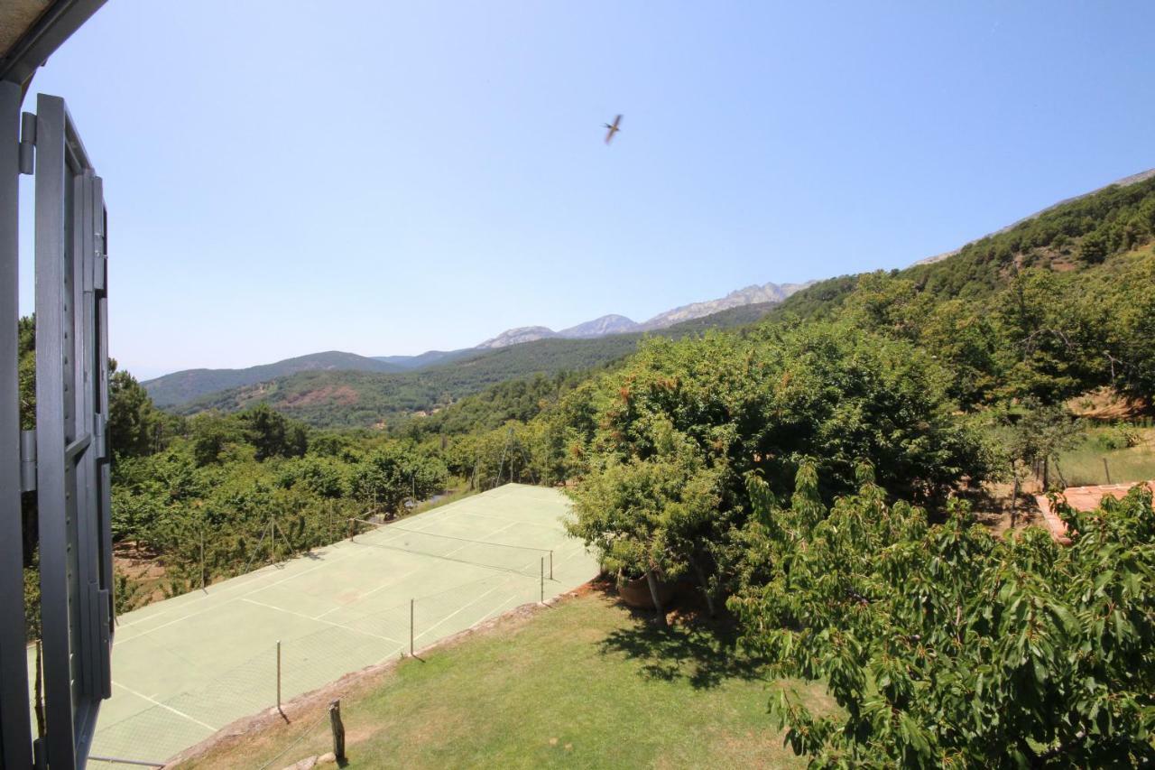 El Pinarejo Holiday home El Arenal (Castile and Leon)